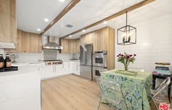 211 S Spalding Dr, Beverly Hills, CA 90212