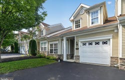 45 DRESNER Circle, UPPER CHICHESTER, PA 19061