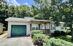 44 Sara Cir, Ash Flat, AR 72513