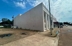 210 State Street, McComb, MS 39648