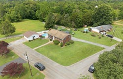 135 Colonial Circle, Seymour, TN 37865