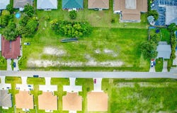 1302 SE 8th Place, Cape Coral, FL 33990