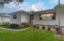 1714 3rd Ave NW, Waverly, IA 50677