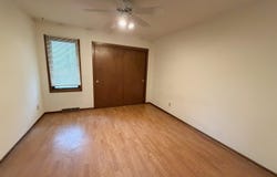 4689 HIGH POINT DR #8, ROCKFORD, IL 61114