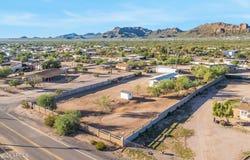 580 W FOOTHILL Street, Apache Junction, AZ 85120