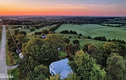 2120 Idaho St, Osceola, IA 50213-8266