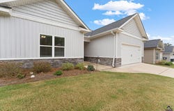 106 Garrett Lane, Bonaire, GA 31005