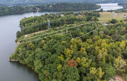 Arrowhead Tr, Kingston, TN 37763