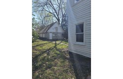 400 SW Orchard ST, Topeka, KS 66606