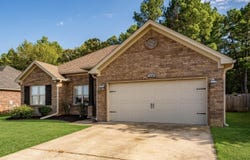 1375 Acuff Lane, Conway, AR 72034