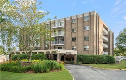 200 Hoffman Avenue, Cranston, RI 02920