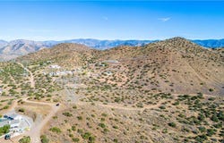 Mary Road, Acton, CA 93510