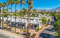 805 E Arenas Rd, Palm Springs, CA 92262