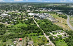 417 Houston St E, Kenedy, TX 78119