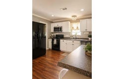 2500 E Houston, Crockett, TX 75835