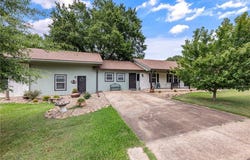 1848 Rolling Hills Drive, Fayetteville, AR 72703