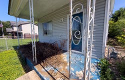 1007 Pine St, Kenova, WV 25530