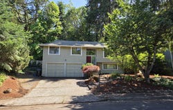 3616 WILSHIRE Ln, Eugene, OR 97405