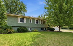 3996 Rahn Road, Eagan, MN 55122