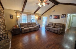 2404 Laura Dr, Picayune, MS 39466