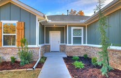 884 Stella Trail, Guthrie, OK 73044
