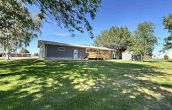 105 E 13TH STREET, Bayard, NE 69334
