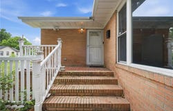 616 Powhatan Parkway, Hampton, VA 23661