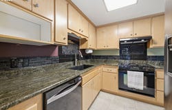 2562 BRITTANIA Pl, Eugene, OR 97405