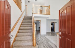 367 Lynnbrook Dr, Eugene, OR 97404