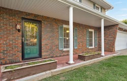 3438 E Carol Drive, Springfield, MO 65809