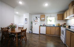122 Eagle Pointe Dr, New Eagle, PA 15067