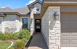 10025 Wildberry Drive, Waco, TX 76712