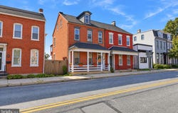 240 N 3RD Street, COLUMBIA, PA 17512