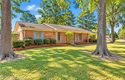 1302 Sunset Drive, Canton, MS 39046