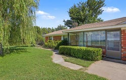 18710 E 1230 Road, Sayre, OK 73662
