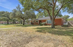 618 Bellevue Drive, Cleburne, TX 76033