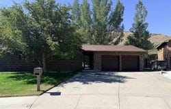 520 Hutton Cir, Green River, WY 82935