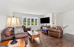 11 BIRDSFOOT Drive, ROBESONIA, PA 19551