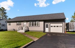 612 Park Lane Dr, Herkimer, NY 13350