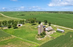 1938 350th Avenue, Brooklyn, IA 52211