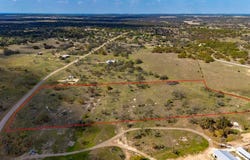 444 Mosel Rd, Harper, TX 78631