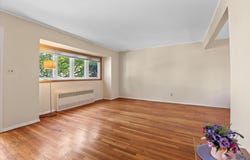 15 Alma Lane, Plainview, NY 11803