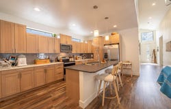781 N 2nd Ave, Hailey, ID 83333
