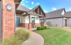 5704 Tiger Stone Drive, Mustang, OK 73064