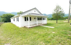 327 Walnut Street, Gate City, VA 24251