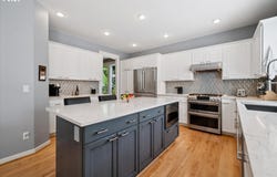 23060 BLAND Cir, WestLinn, OR 97068