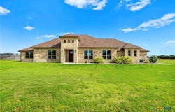 930 Inka Road, Salado, TX 76571
