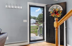 15 Crossman Ave, Attleboro, MA 02703