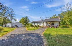 2256 E 15th Street, Carthage, MO 64836