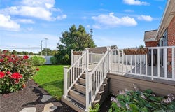 32 Hamilton Avenue, Buffalo, NY 14218